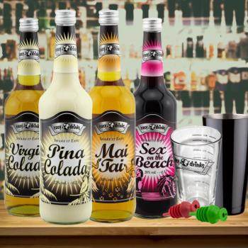 Cocktail Set No. 17 - Shaker, 4 Cocktails, Gläser + Ausgiesser